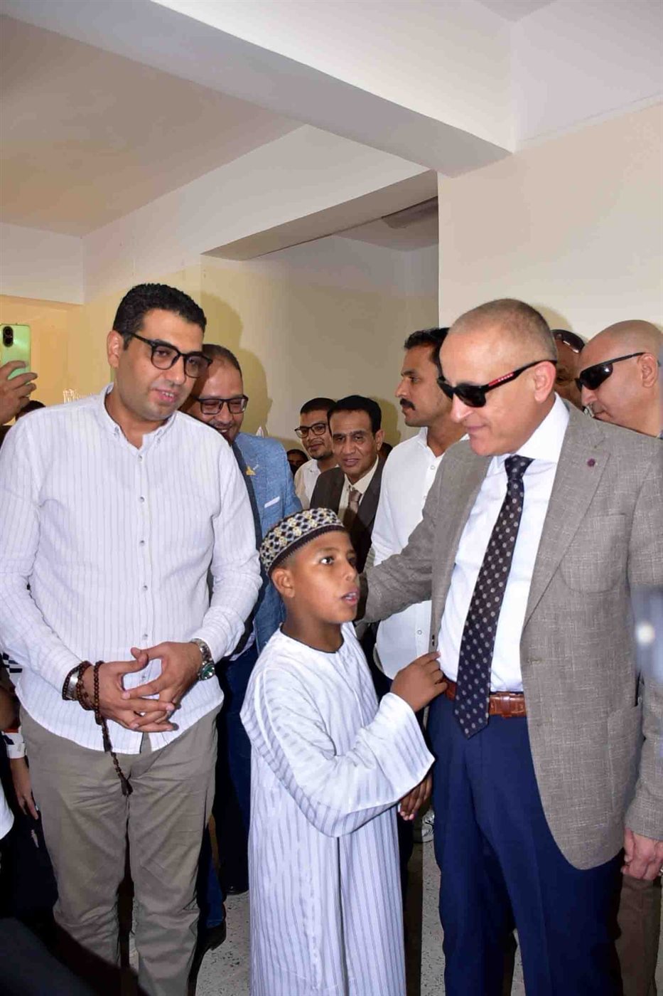 محافظ الأقصر يفتتح مدرسه جديدة بالطود