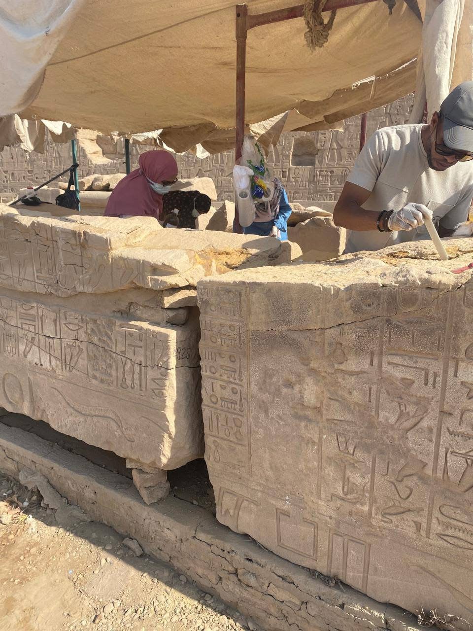 جولة مدير عام آثار الأقصر