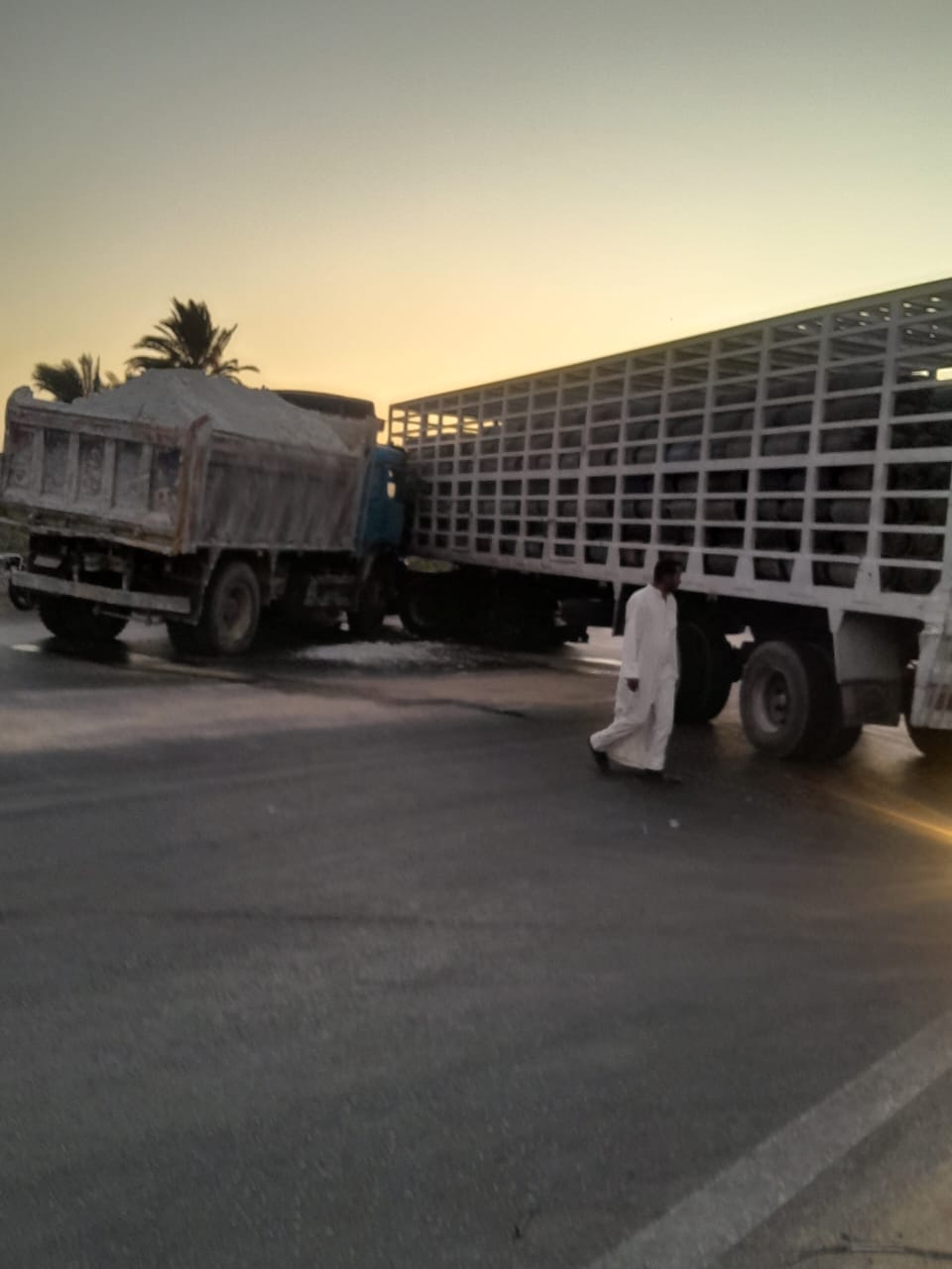 حادث تصادم سيارتين