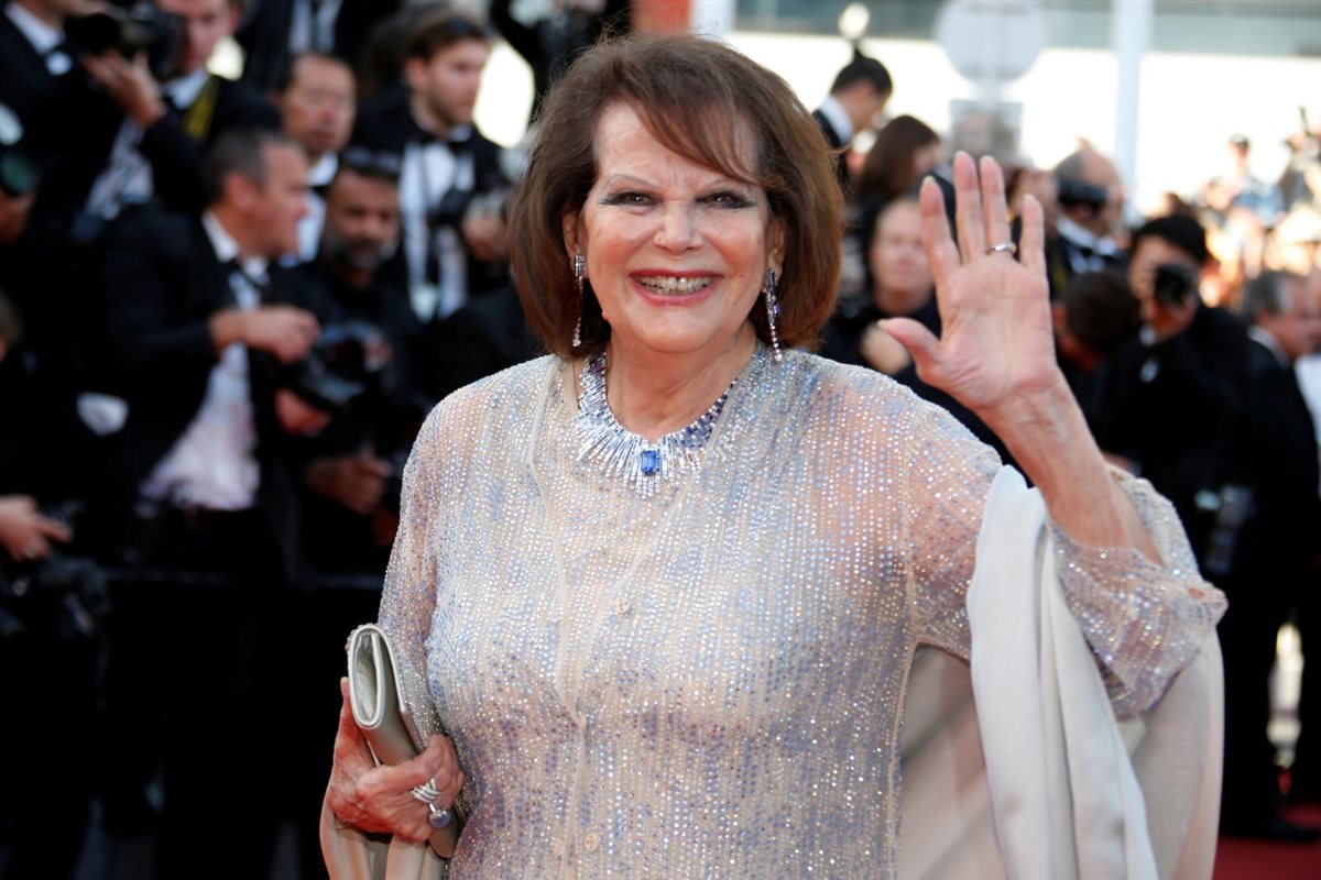 <strong>كلاوديا كاردينالي</strong>