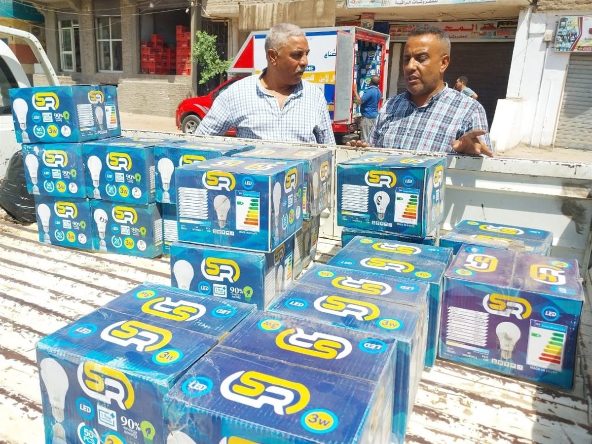 تموين الأقصر يضبط 1000 لمبة ليد مجهولة المصدر