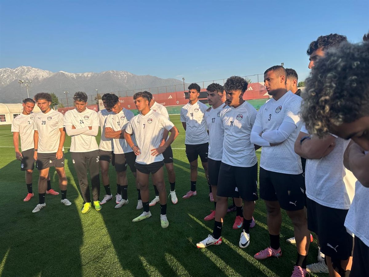 منتخب الشباب في المران (1)