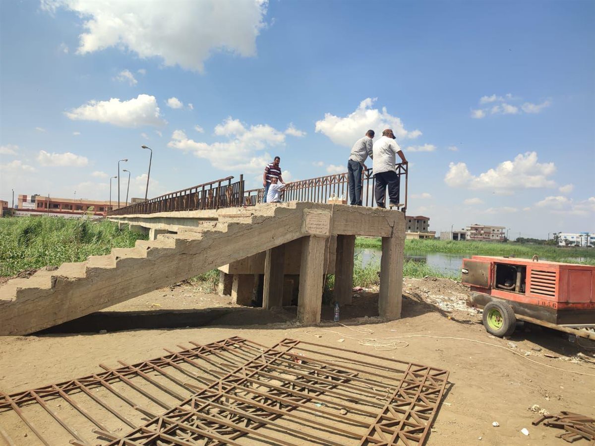 أعمال تأمين الكوبري 