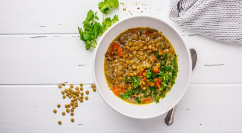 شوربة العدس بالخضار