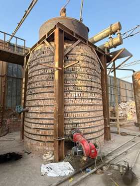 ضبط مصنع إعادة تدوير زيوت محركات السيارات المستعملة بالجيزة