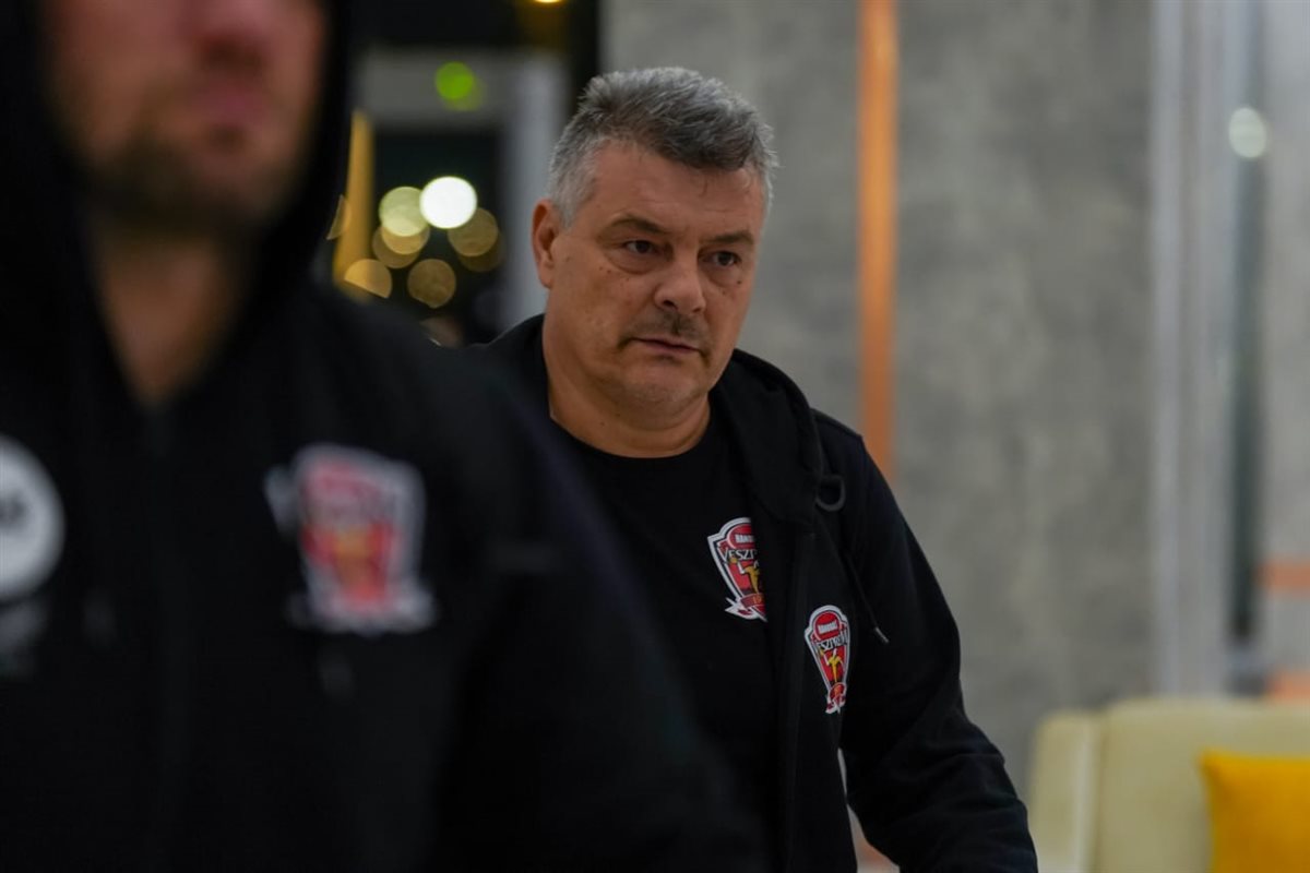  فيزبريم المجري يصل إلى العاصمة الإدارية للمشاركة في بطولة العالم للأندية لكرة اليد