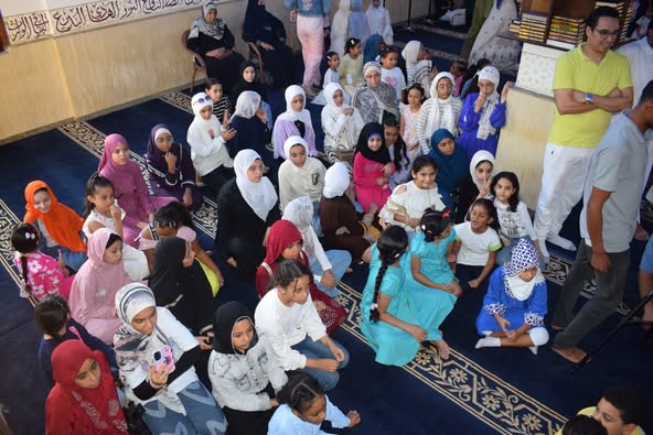 تكريم أكثر من 300 حافظ للقرآن الكريم في ختام النشاط الصيفي بمسجد جنة الفردوس بالشروق