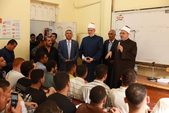 وكيل الأزهر لـ طلاب الشريعة والقانون: اختصكم الله بكلية تخرَّج فيها آلاف العلماء وأعضاء هيئة كبار العلماء