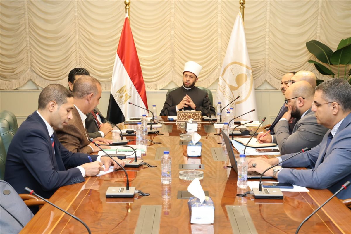 وزير الأوقاف: الوزارة حريصة على تطوير العمل في هيئة الأوقاف والمجموعة الوطنية لاستثمارات الأوقاف