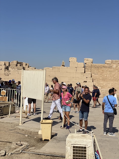 البحيرة المقدسة