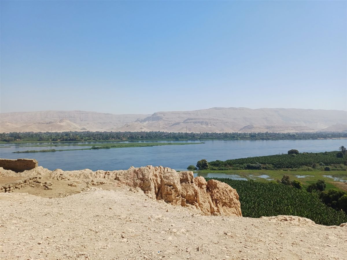 مدير عام آثار الأقصر يتفقد منطقة الجبلين الأثرية