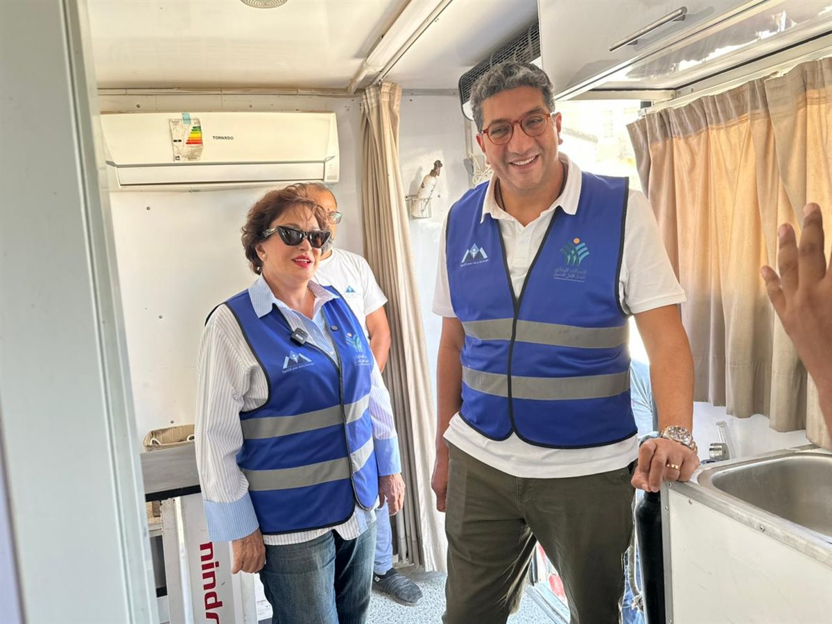 الفنانة لبلبة بجولة مع مؤسسة راعي مصر