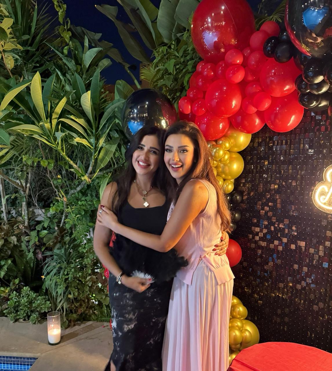 لقطات من احتفال رضوى الشربيني بعيد ميلادها الـ 44