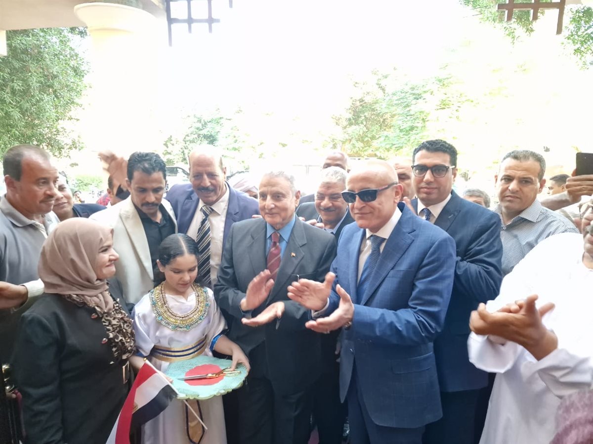 افتتاح مكتبة جديدة بالكرنك
