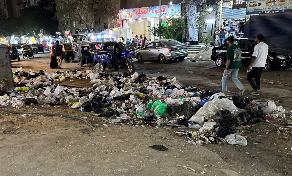 معاناة أهلي الهرم وفيصل من القمامة