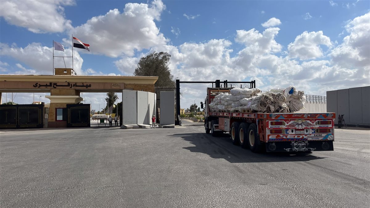 قوافل الهلال الأحمر المصري