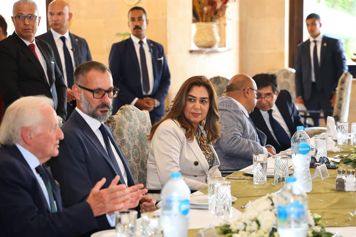 جانب من اللقاء