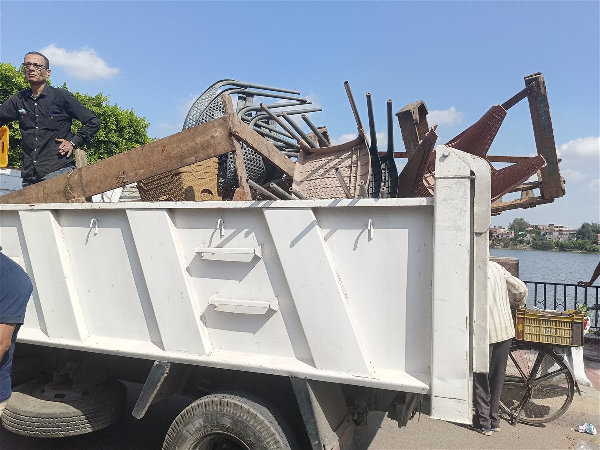 رفع إشغالات مخالفة بمركزي دمنهور وشبراخيت خلال حملات مكبرة بالبحيرة