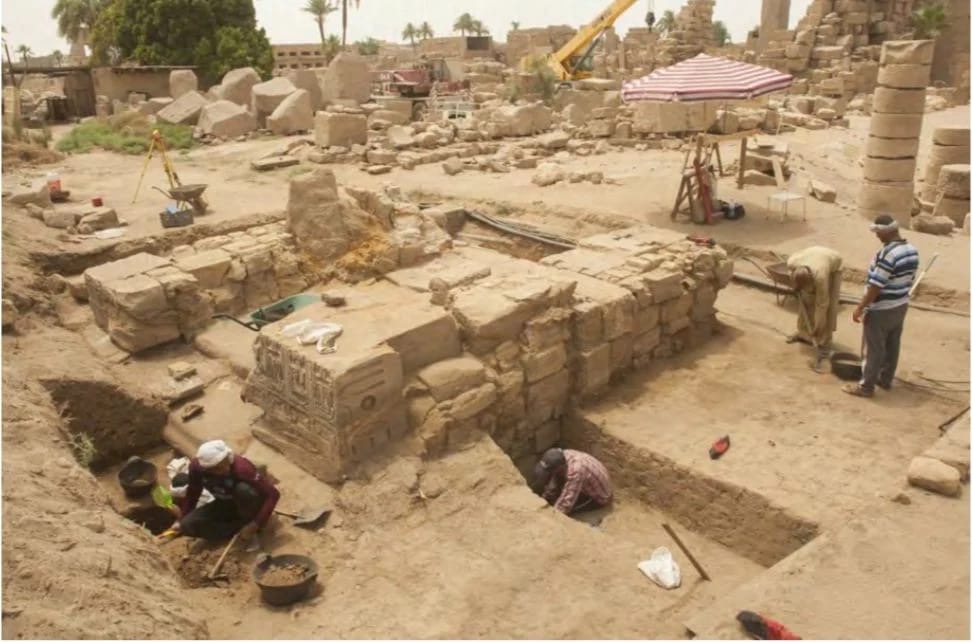 اكتشاف أول لوحة كاملة من نوعها للإمبراطور الروماني لتيبيريوس