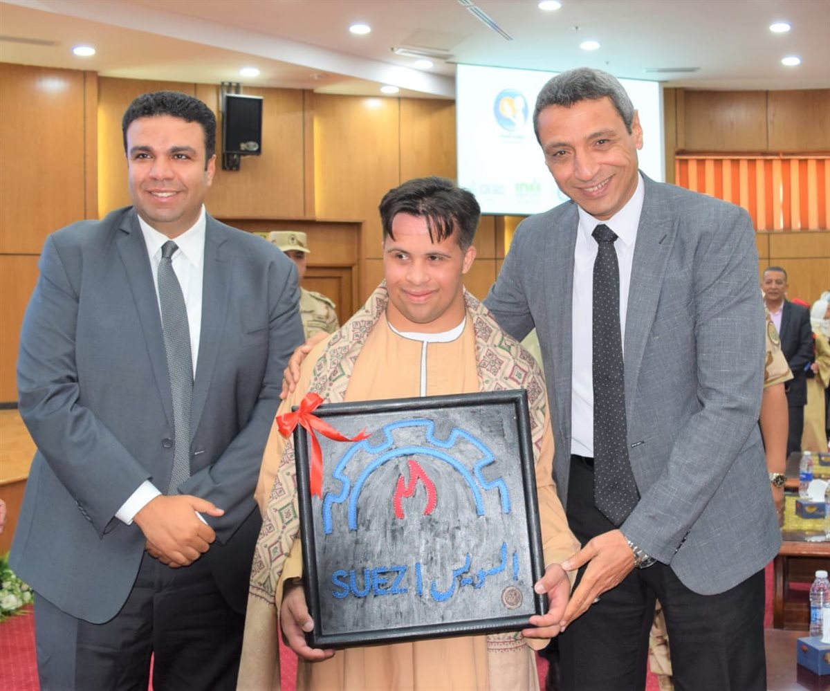 محافظ السويس في <span style=