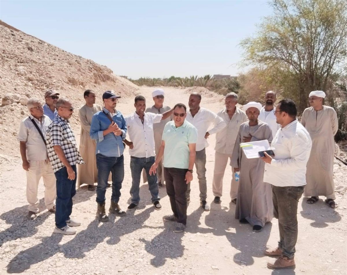 لجنة أثرية بجبانة طيبة