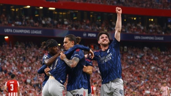 القنوات الناقلة لمشاهدة بث مباشر مباراة أرسنال ضد أوليمبياكوس اليوناني اليوم