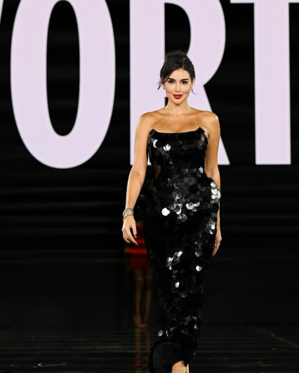 صور ياسمين صبري في أسبوع الموضة بباريس