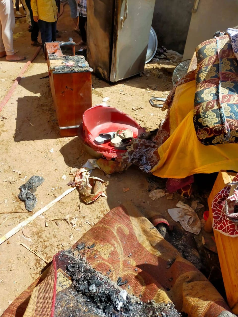 النار كلت المكان