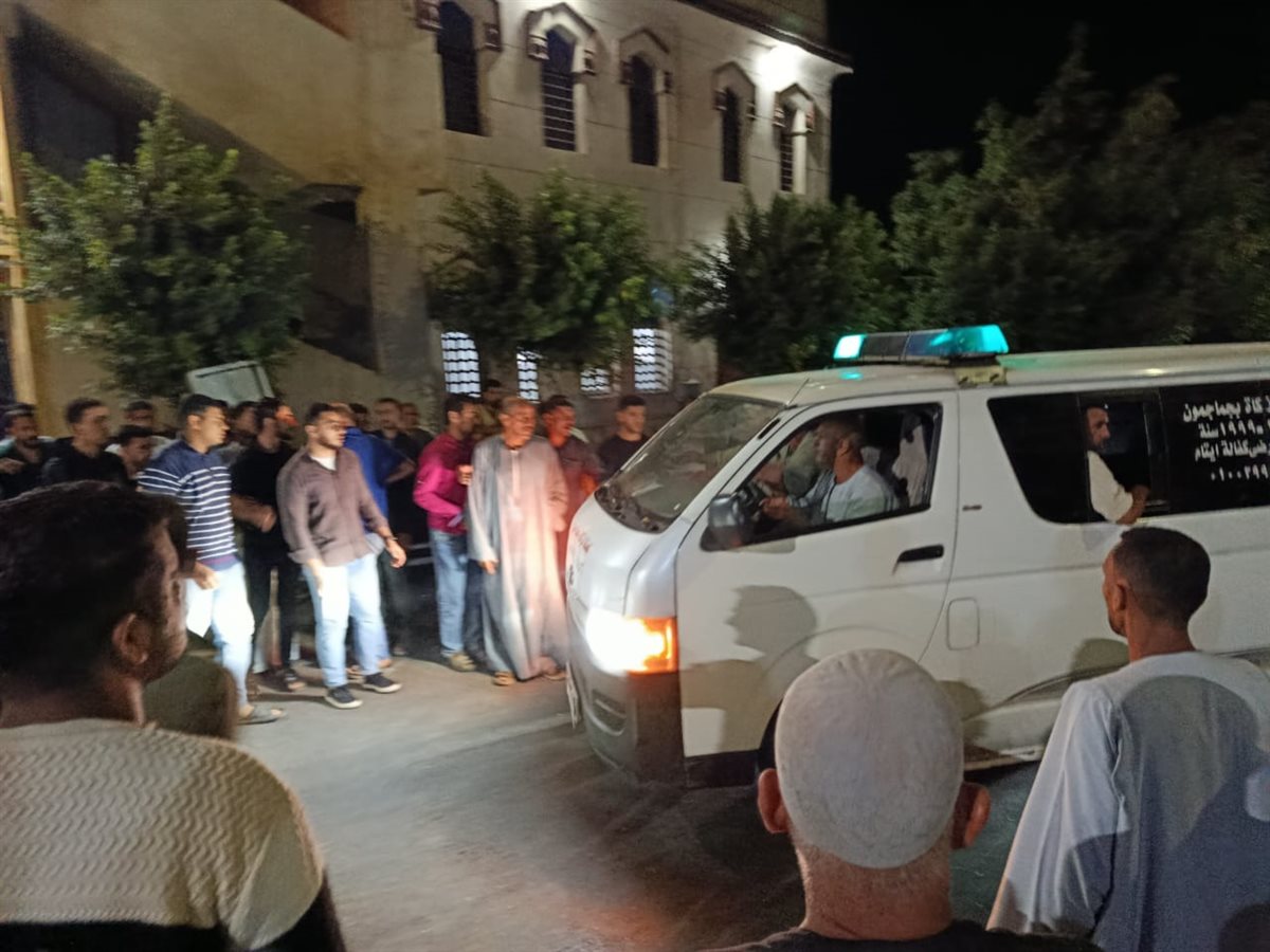 أثناء تشيع جثمان الطالب