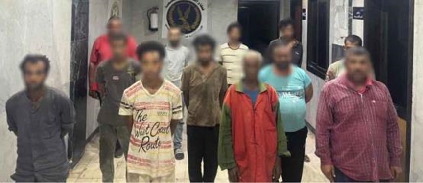 القبض على 24 شخص بحوزتهم 27 صغير لاستخدامهم في أعمال التسول
