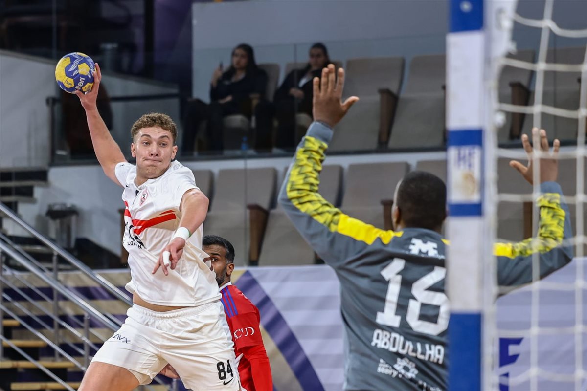 مباراة يد الزمالك والشارقة الإماراتي (8)