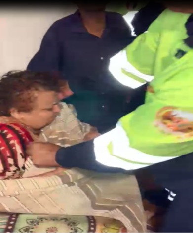 السيدة المسنة&nbsp;