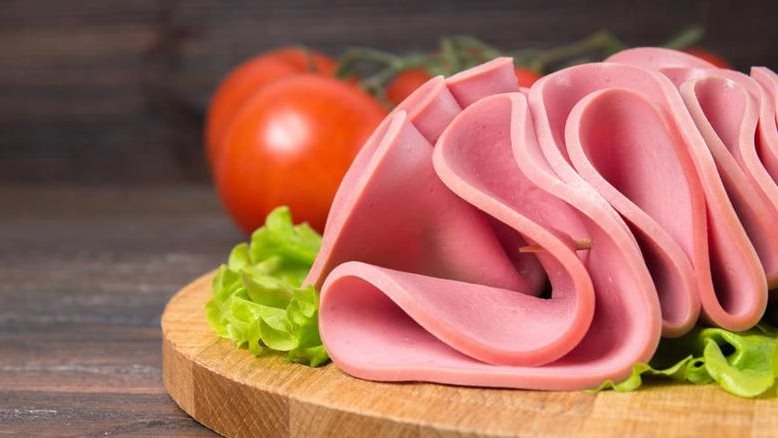 طريقة عمل اللانشون في المنزل