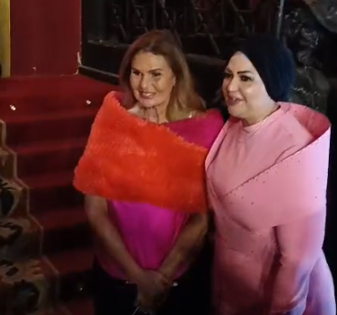 نجوم الفن والإعلام في افتتاح مسرحية أم كلثوم