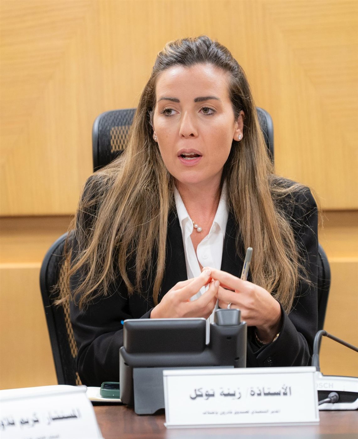 اجتماع المديرة التنفيذية لـ قادرون باختلاف