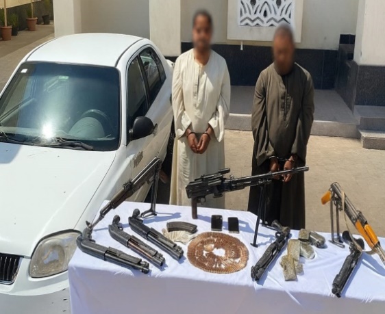 القبض علي عناصر بؤر إجرامية وتصفية 4 آخرين في عدة محافظات