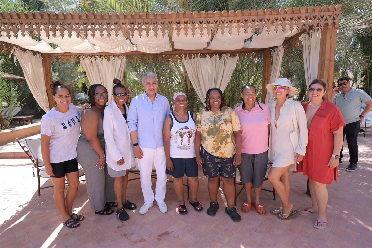 وزير السياحة يلتقي بعدد من المجموعات السياحية من مختلف دول العالم 