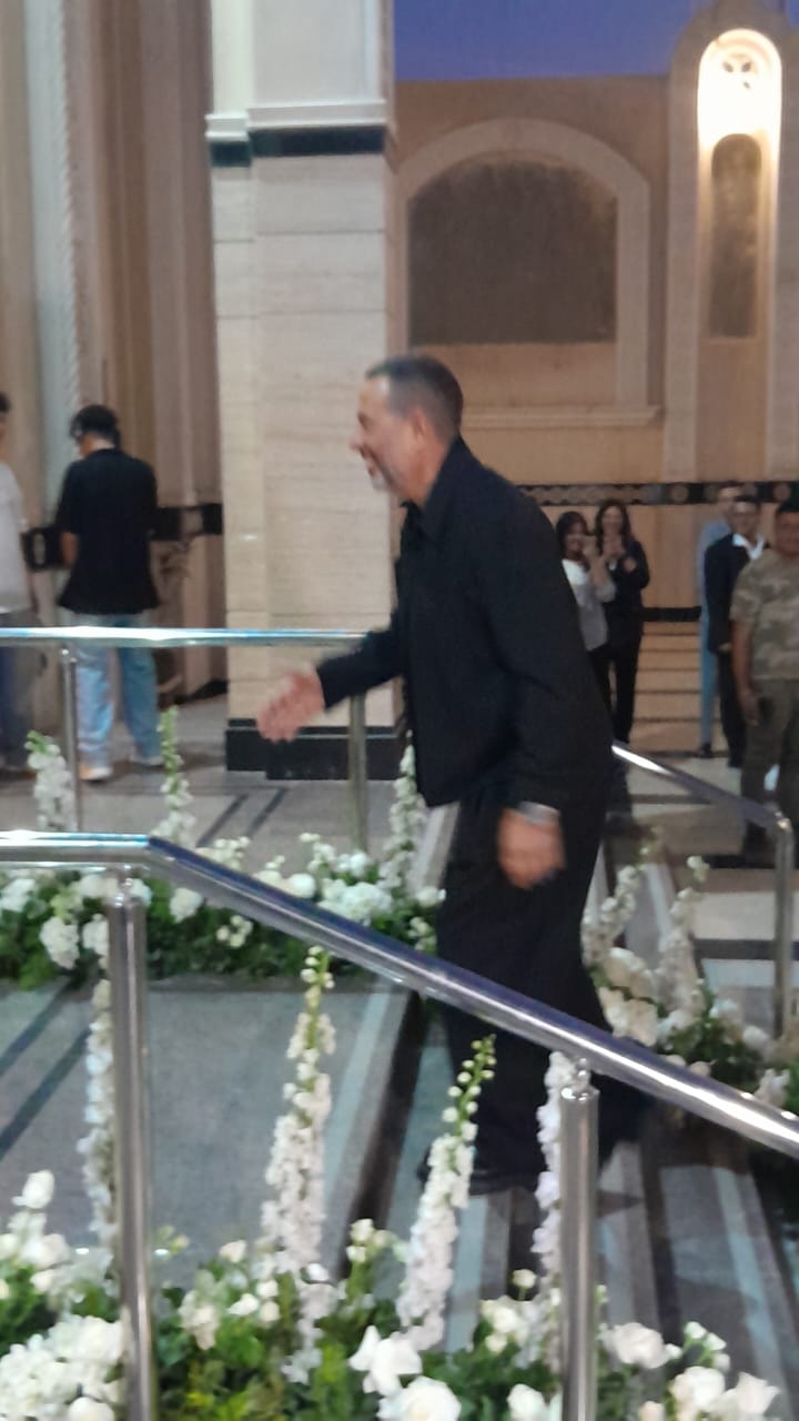 ماجد المصري في حفل زفاف نجل هاني رمزي