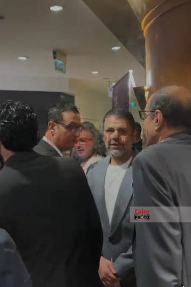 أول ظهور فني لـ حمادة بركات بعد وفاة والدته في مهرجان نقابة المهن التمثيلية