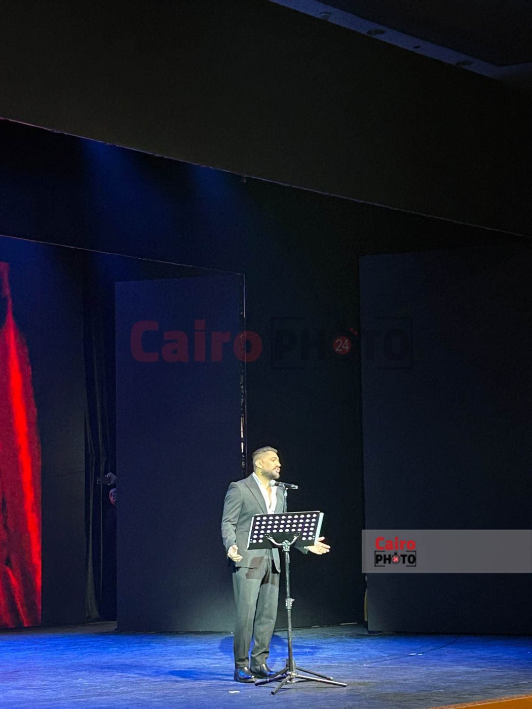 تامر حسني مفاجأة حفل افتتاح الدورة الثامنة لمهرجان نقابة المهن التمثيلية