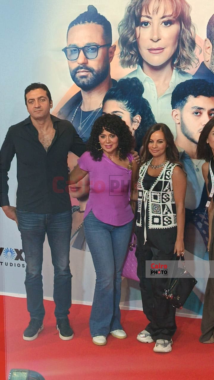 رانيا يوسف وزوجها بالعرض الخاص لفيلم هيبتا