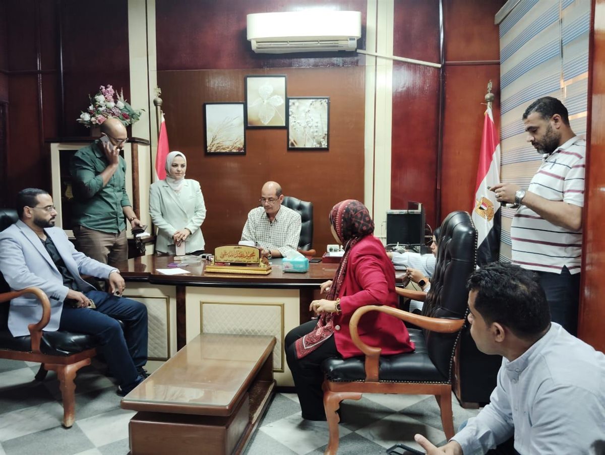 وكيلة وزارة الصحة بالفيوم تتفقد لجان الكشف على المرشحين لمجلس النواب