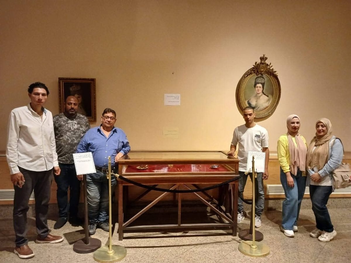 معرضًا مؤقتًا بعنوان كنوز ونوادر