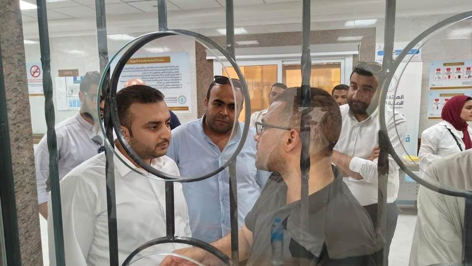 جولة مدير هيئة الرعاية بالأقصر