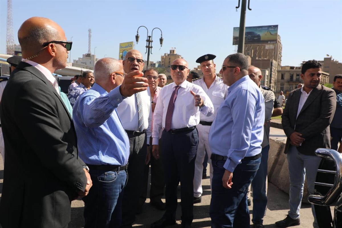 محافظ القاهرة يقود حملة لنقل المواقف العشوائية