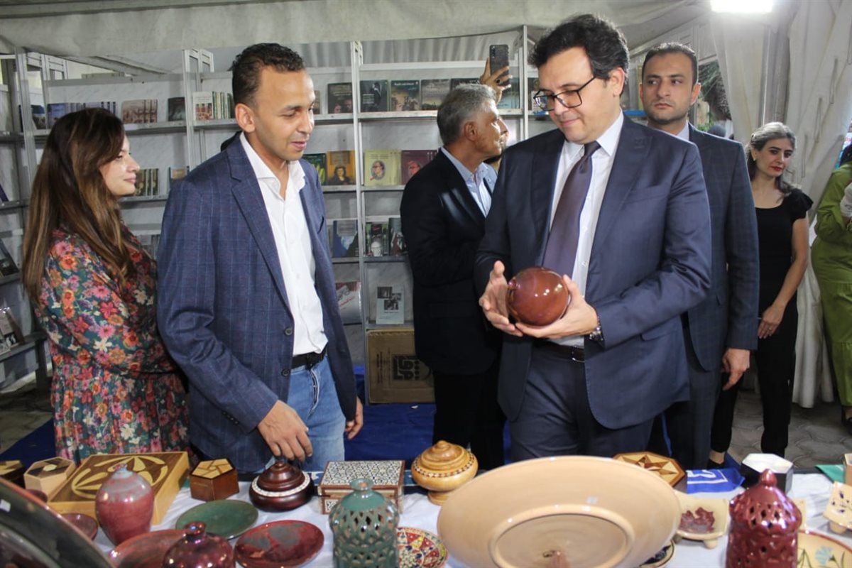 افتتاح المعرض