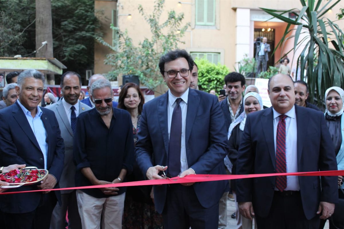 افتتاح المعرض