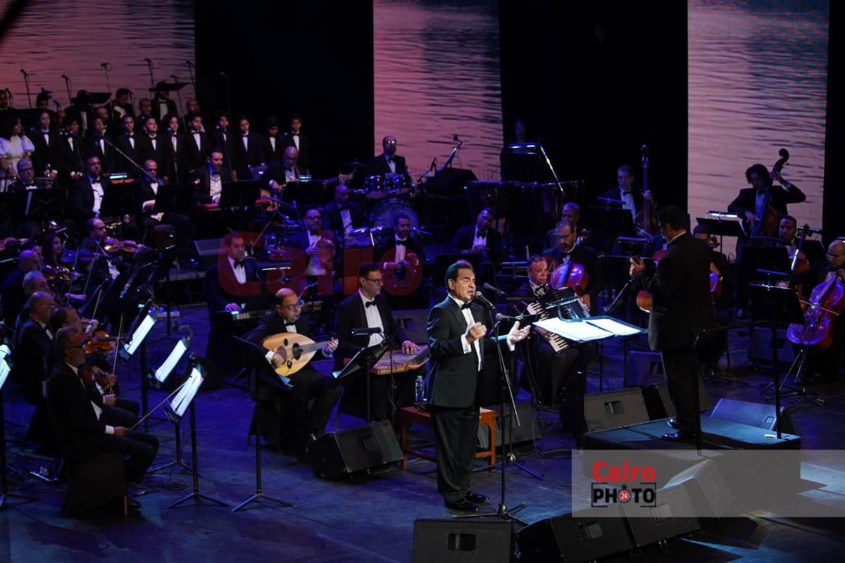 محمد ثروت ومحمد الحلو يحييان احتفالية ذكرى نصر أكتوبر بالأوبرا