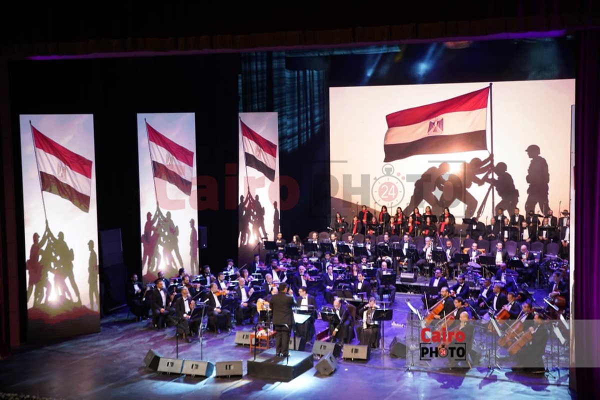 محمد ثروت ومحمد الحلو يحييان احتفالية ذكرى نصر أكتوبر بالأوبرا