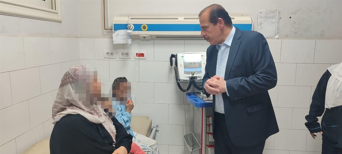جولة مفاجئة لنائب وزير الصحة بمستشفى أم المصريين